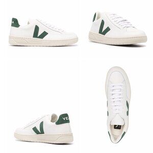 Veja V-12 Sneakers  Size 9.5 men or Size 11 women